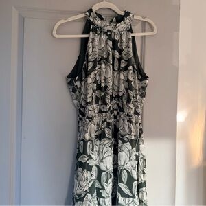 Floral Sleeveless Maxi Dress - Olive and White